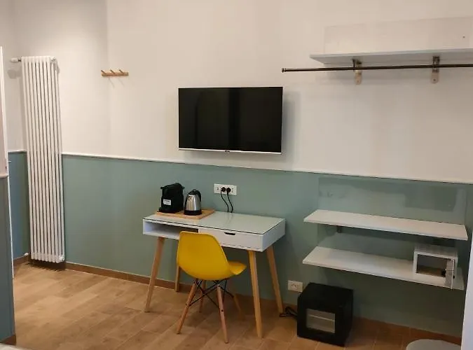 בית הארחה Smart Termini 4*